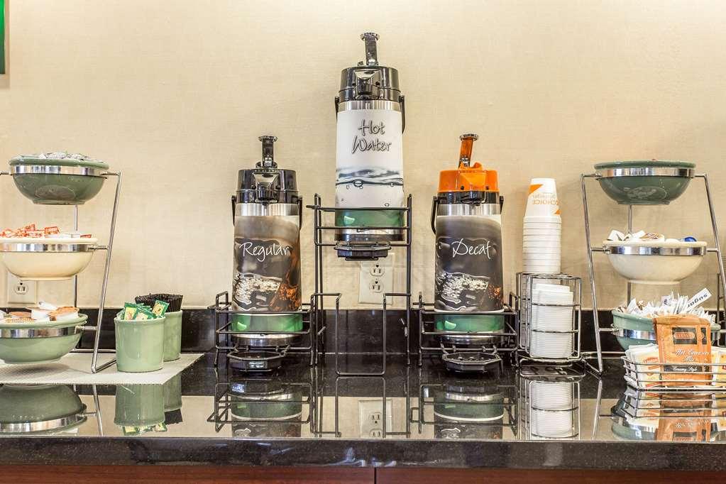 Quality Inn Greenville Near University Restaurace fotografie